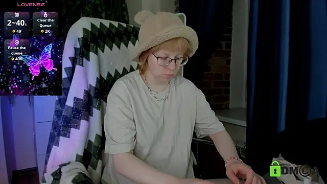 Melissa_Wells: онлайн-секс-чат