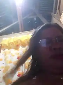 Webkamerová show Huge_mama69