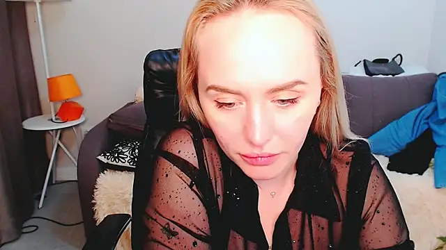 LiluMoon__のライブXXXチャット