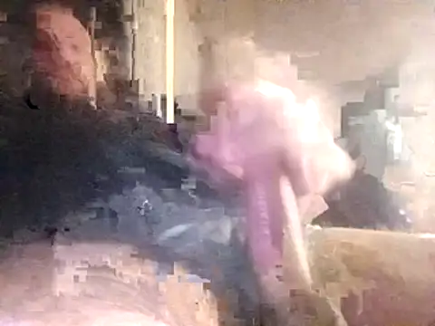 Alessiooo908 webcam show