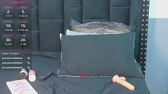 Онлайн чат XXX EbonyCoWorker