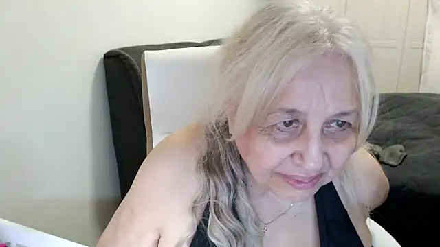 SusiLifeXXX – Kamerová šou