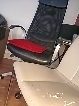 THE_CHEEKY_ALPHA's Live XXX Chat