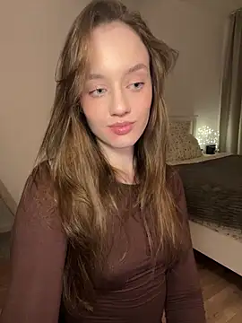 tvoyamalyshka's Live XXX Chat