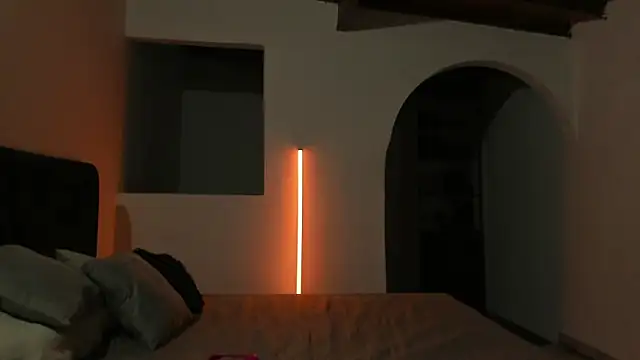 Alanna_House1's Live XXX Chat