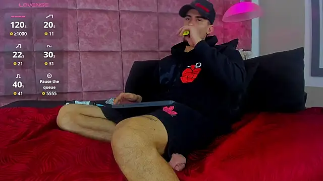 SharonTygaX 网络视讯表演