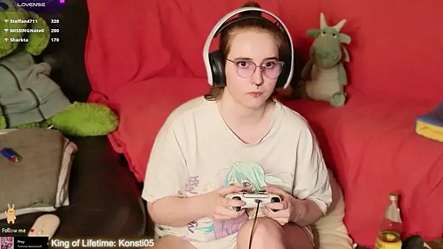 Show modela GamerGirl_Eve na web-kameri