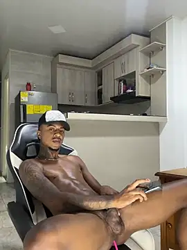 YeremiBrowmn Webbikameraesitys