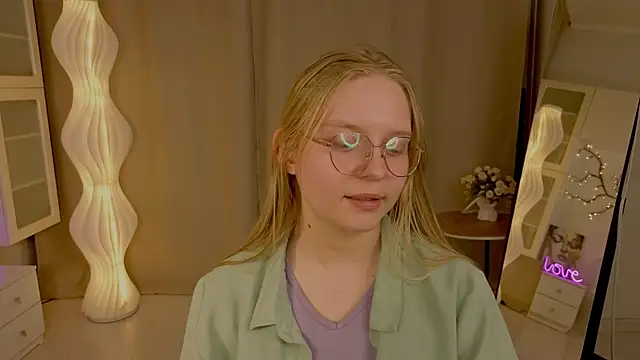 AlicaCohill's Live XXX Chat