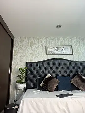 Lander_Cruz Live XXX-Chat