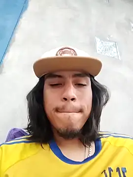 Czat XXX na żywo – AlexAlejandro13