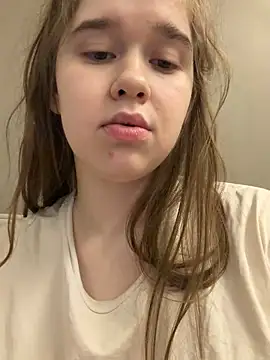 Živý XXX chat HornyGirlH