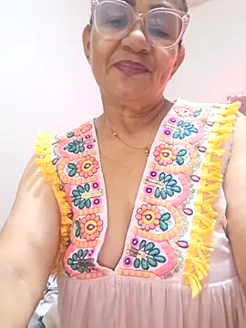 Vickyfox_ – Live XXX-chat