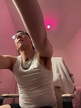 TitanNoir's Webcam Show