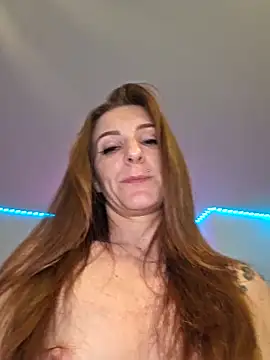 Ladykimberly_XOXO: διαδικτυακό σόου στην κάμερα