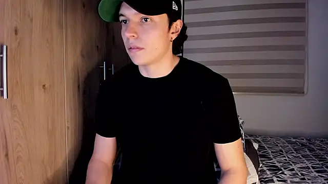 Mastrangelo_xxx's Webcam Show