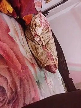 Binny91 即時 XXX 聊天