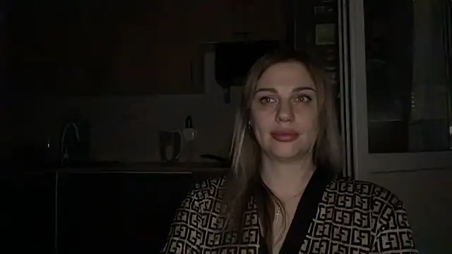 Moniraya's Live XXX Chat