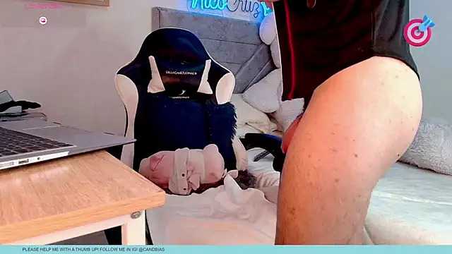 niico_prince élő XXX-chatje