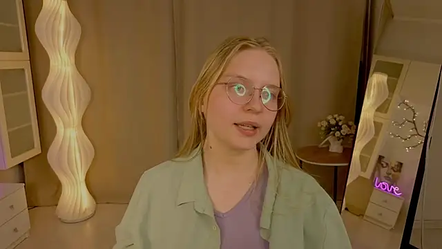 AlicaCohill's Live XXX Chat