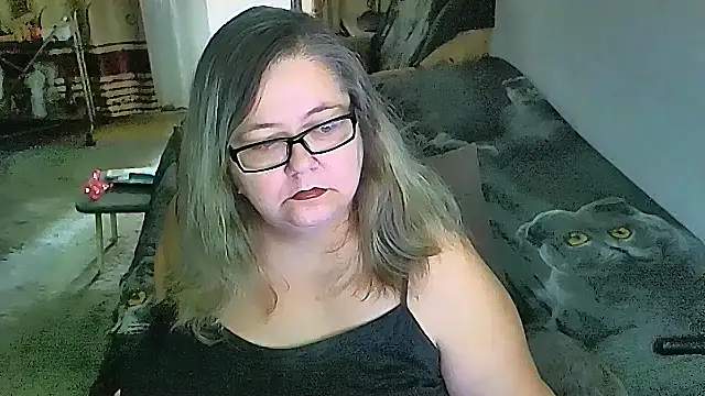 sex2 Adlı Modelin Canlı XXX Sohbeti