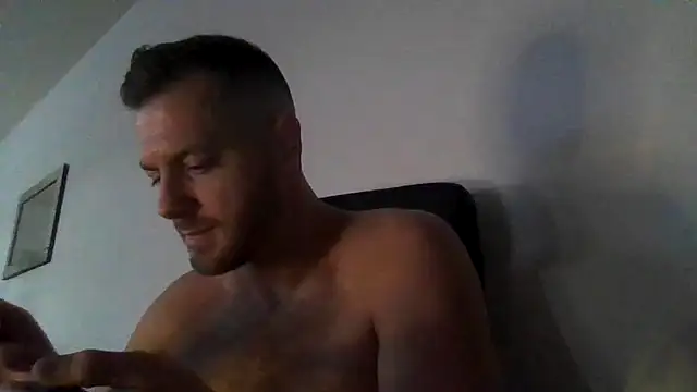 THE_CHEEKY_ALPHA Chat XXX in diretta