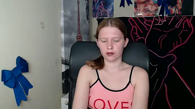 StellaCRL's Live XXX Chat