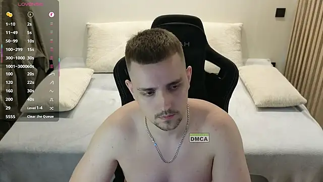 Chat XXX en directo de Larstar01