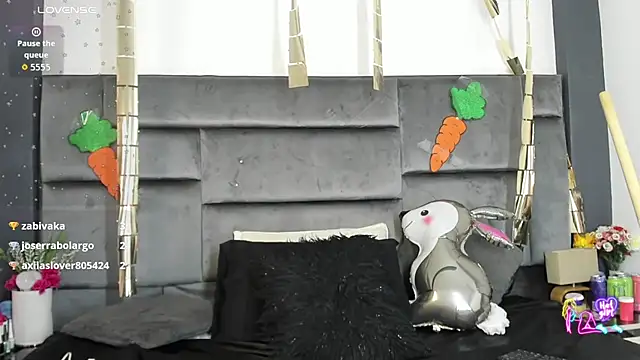 Jessica_Beltrann: απευθείας συνομιλία ΧΧΧ