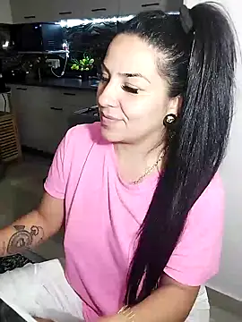 Chatroom XXX en direct de hot-babygirl