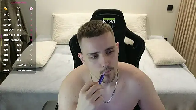 Larstar01 Chat XXX live