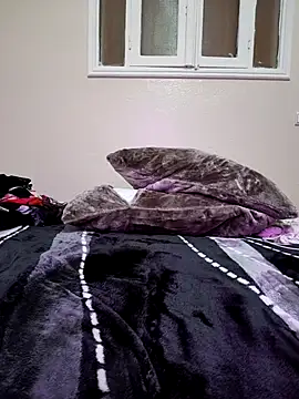 _-Natalie_ Chat XXX live