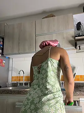 AkiraY10 – Live XXX-chat