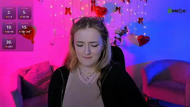 luna_berryy Chat XXX live