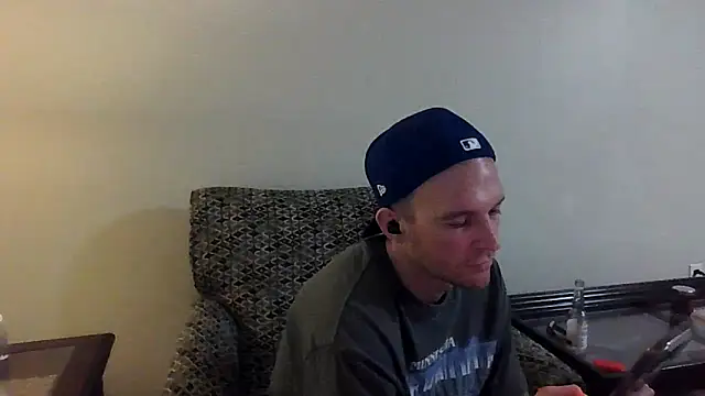 XXX chat uživo modela Luke_James