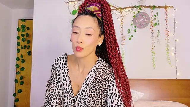 Ajua__Uva Chat XXX in diretta