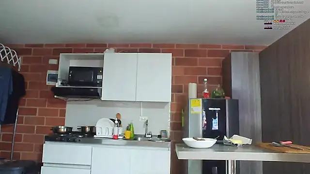 แชท XXX สดของ warrenkener