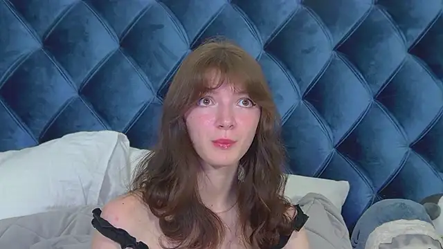 SophiaProve's Live XXX Chat