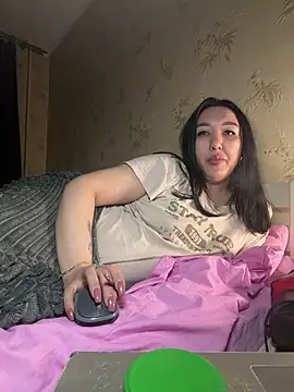 Naughtbaby_2025's Live XXX Chat