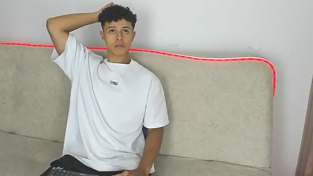 _Alex_Colton Live XXX-chat