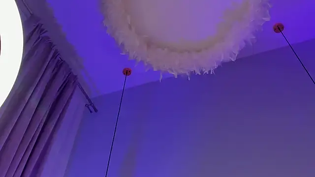 ElsaYoung's Live XXX Chat