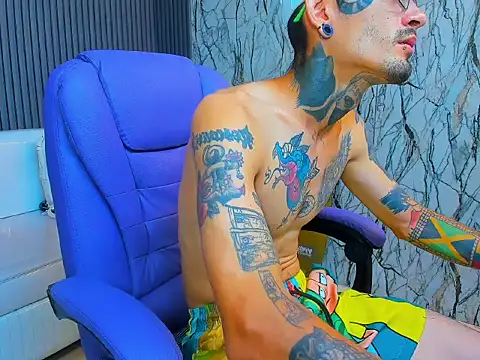 Boy_tatto77's Webcam Show