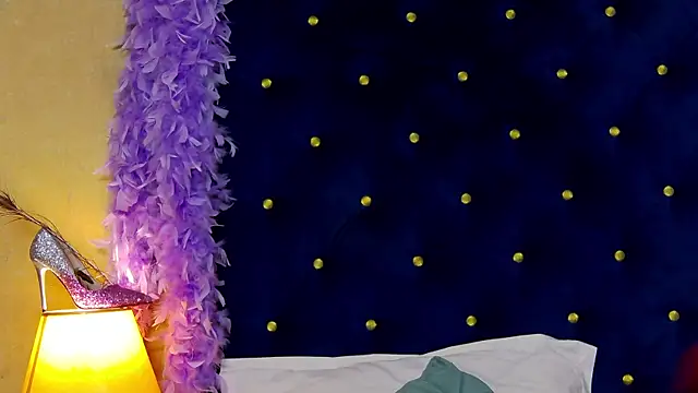 Allura_Jenson élő XXX-chatje