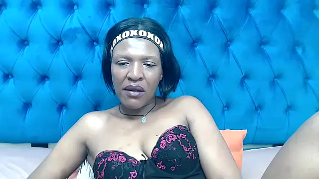 Živý XXX chat SpicyQueenxxxx