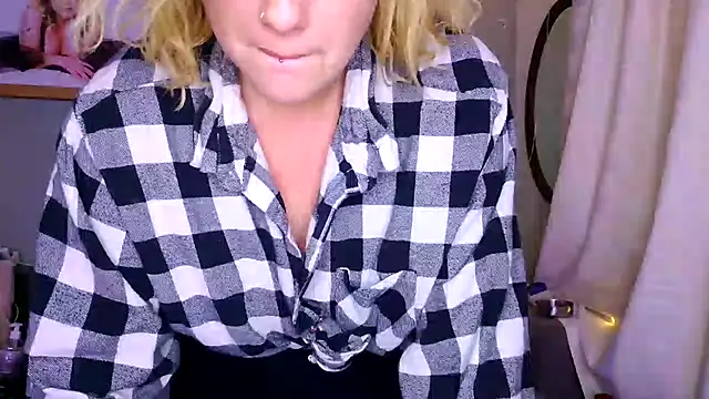 sweetsinzz Live XXX-chat