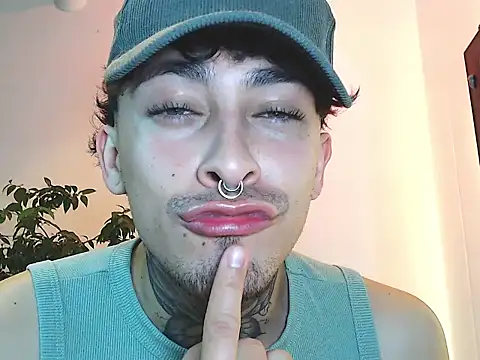 stevennavarro Show Webcam