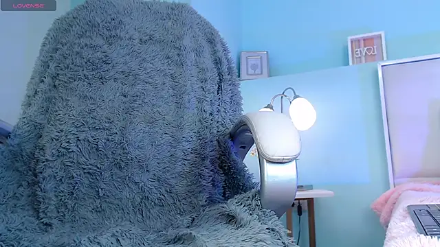 Emerald_gh Adlı Modelin Canlı XXX Sohbeti