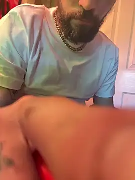 BROKEBOY707: διαδικτυακό σόου στην κάμερα