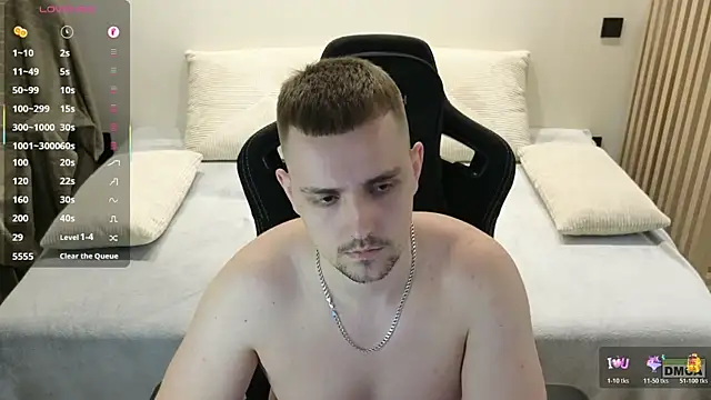 Larstar01: απευθείας συνομιλία ΧΧΧ