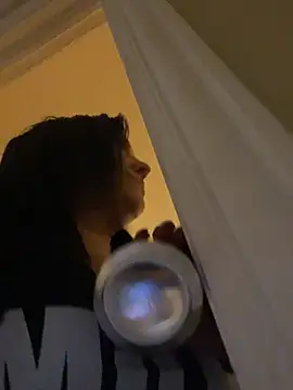 LittleMissEeve's Live XXX Chat